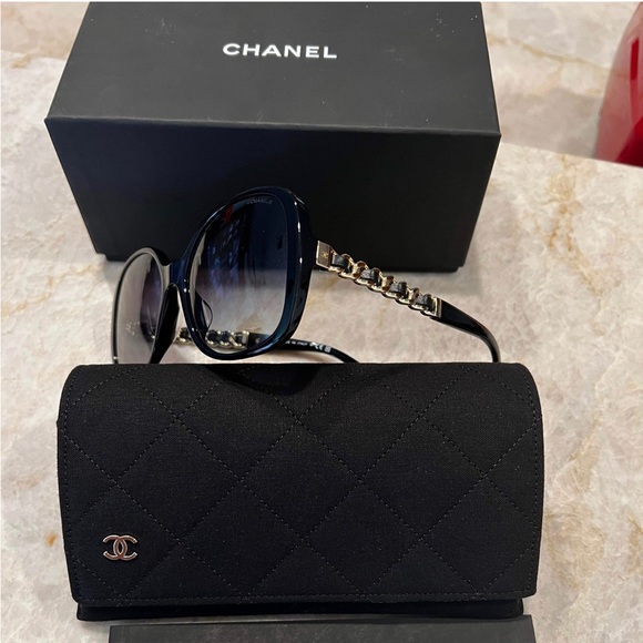 BNIB CHANEL SUNGLASSES - Picture 1 of 6